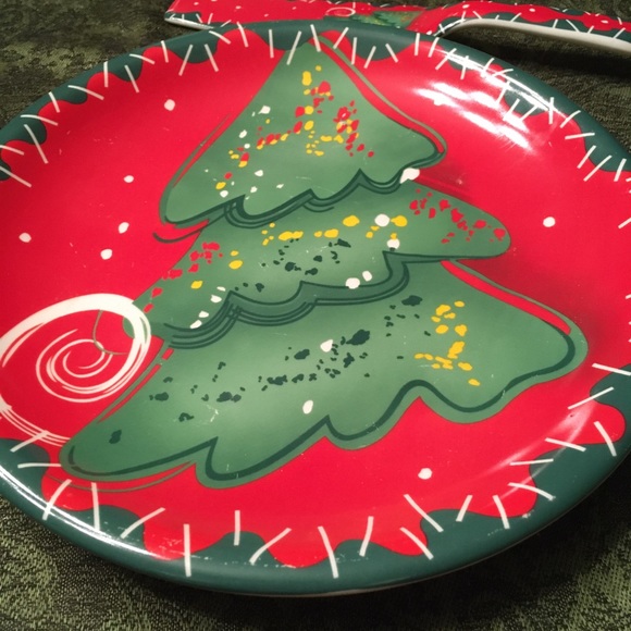 11 inch round decorative holiday ceramic dish with serving piece - Picture 3 of 5